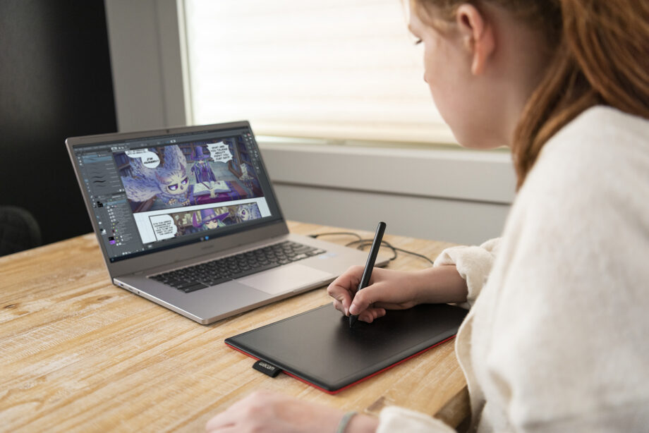 One by Wacom, Small